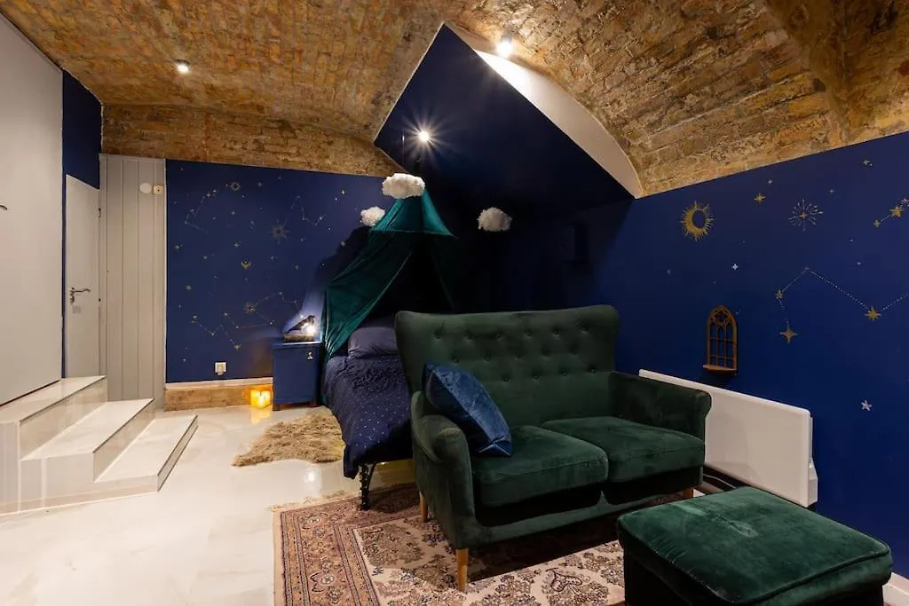 Harry Potter Themed Central Underground Apartment Budapest